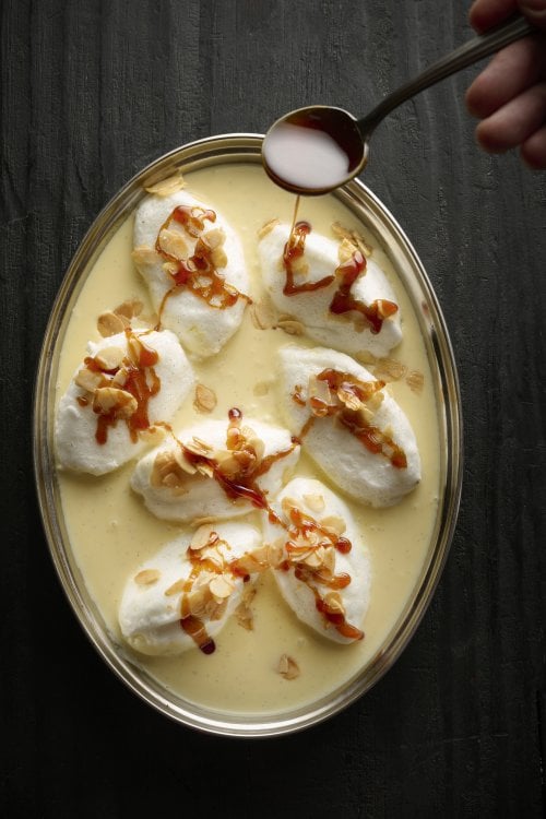 Image for article: Îles flottantes (Floating islands)