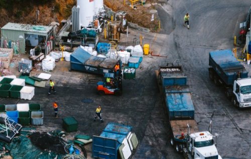 Image for article: Biosecurity warnings ignored by the Tasmanian salmon industry