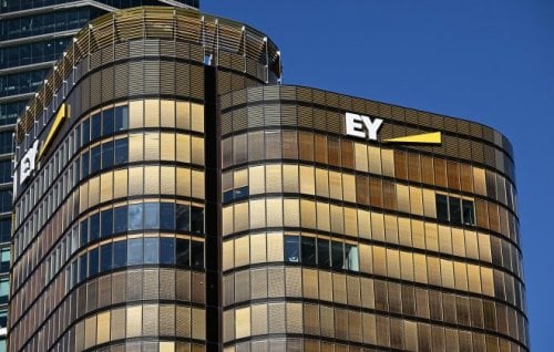 Image for article: How the fossil fuel lobby captured a landmark Labor policy