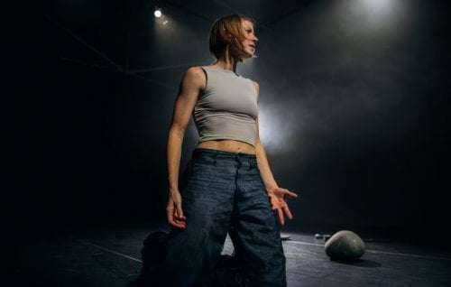 Image for article: Thinking in motion