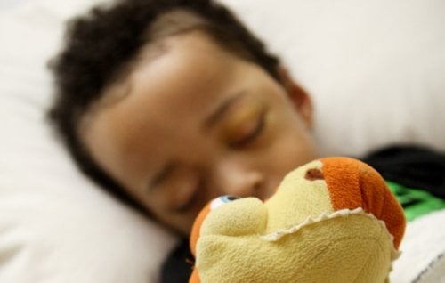 Image for article: Administering palliative care for dying children