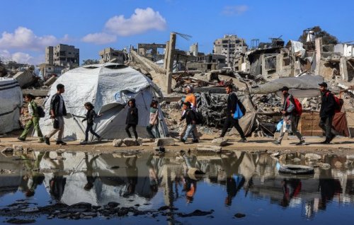 Image for article: Hamas rejects latest ceasefire deal as Israel upholds aid block